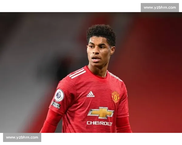 德比前夜插曲：拉什福德看曼联比赛，球迷刷屏红魔情怀